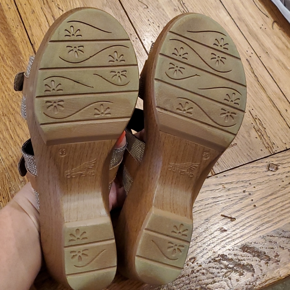 Dansko slip on sandals - Picture 3 of 4